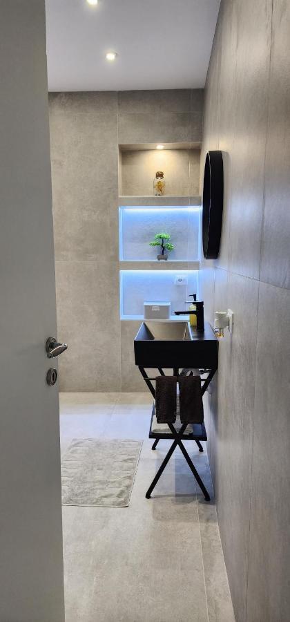 Durres City Apartment, City Center & Close To The Beach Ngoại thất bức ảnh